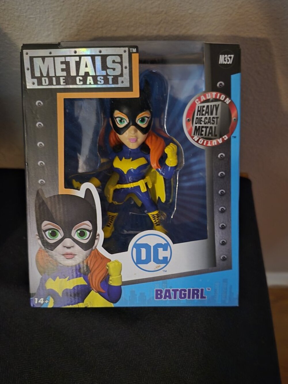 NIB BATGIRL Metals Die Cast 4" tall